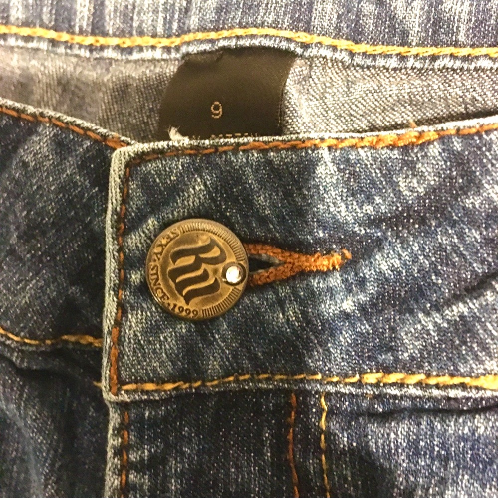Stylish ROCA WEAR JEANS - Picture 7 of 7